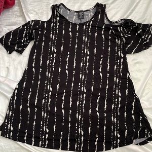 Cut out shoulder top